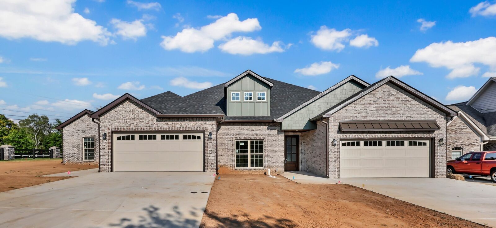 Property Photo: 1101 Veridian Dr TN 37043