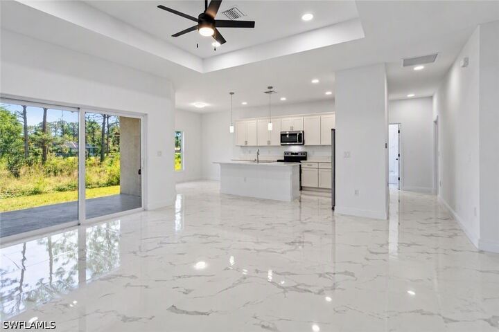 Property Photo:  810 Jackson Avenue  FL 33972 