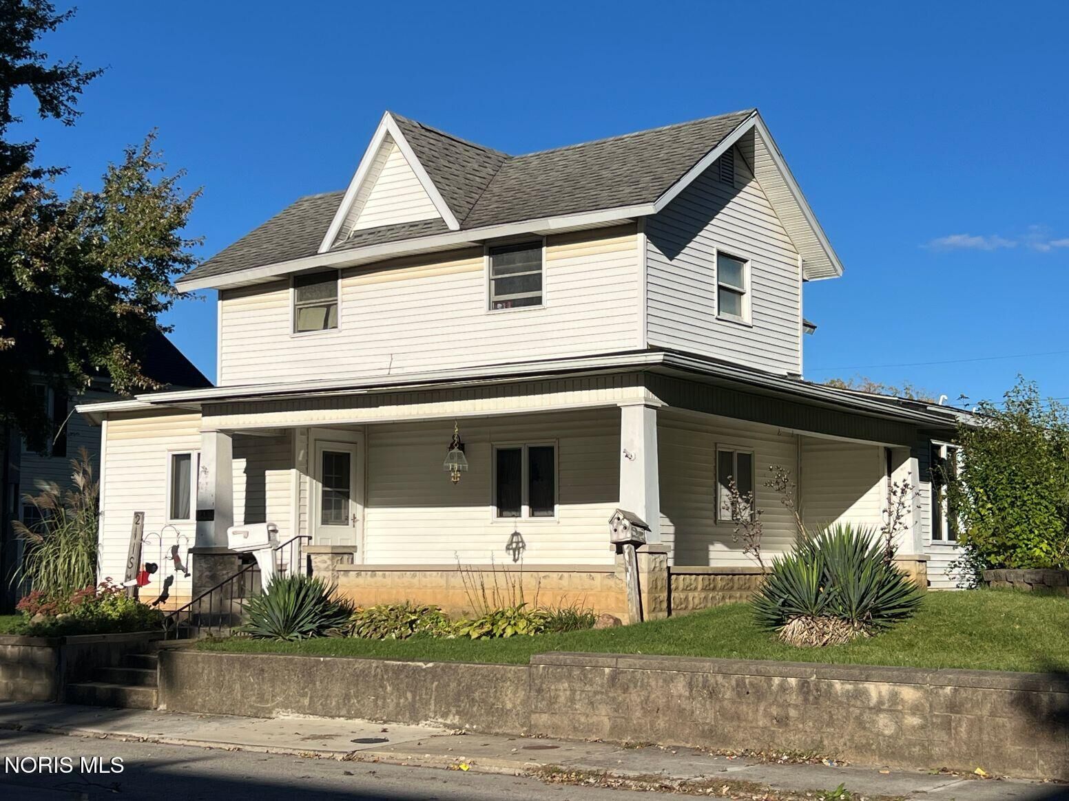Property Photo:  211 S Main Street  OH 45872 