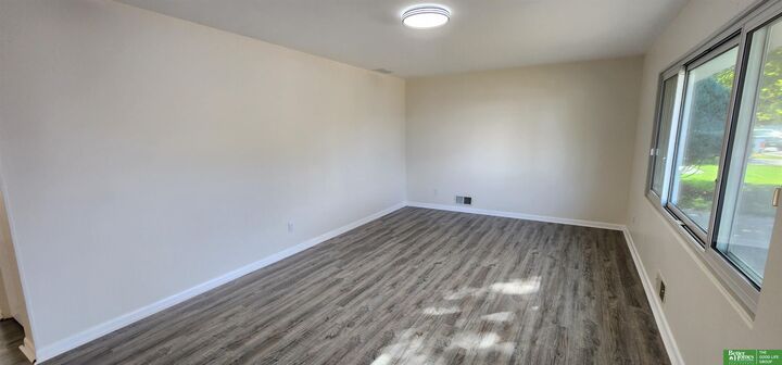 Property Photo:  1821 E D Street  NE 69101 