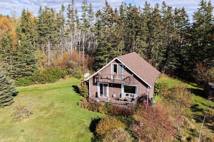 Property Photo:  31 Brady Crescent  PE C0A 1H7 