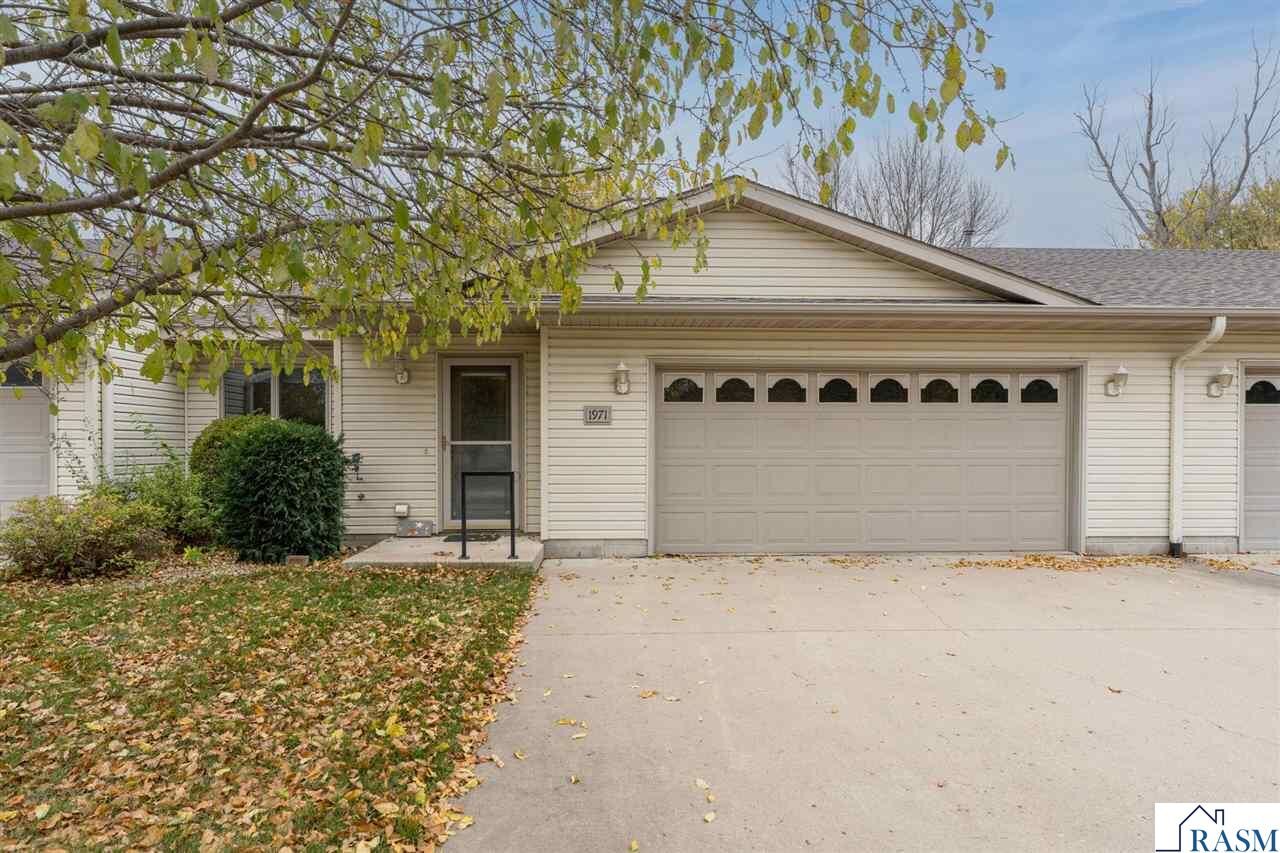 Property Photo:  1971 E Welco Drive  MN 56082 