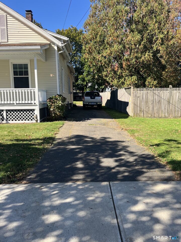 Property Photo:  108 North Pearl Street  CT 06450 