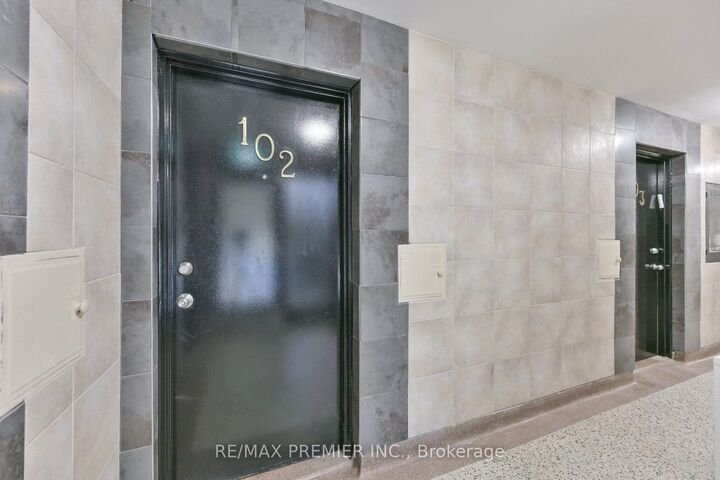 Property Photo:  10 Ellison Avenue 102  ON M3H 2J6 