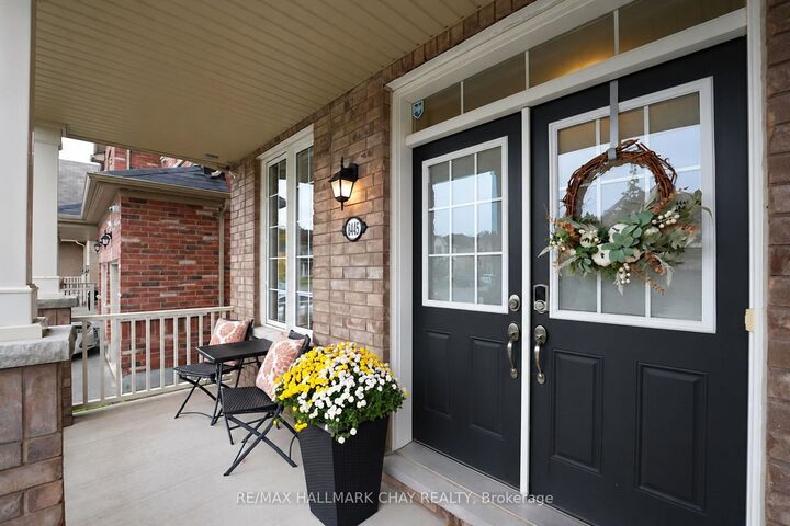 Property Photo:  8445 Sweet Chestnut Drive  ON L2H 0N2 