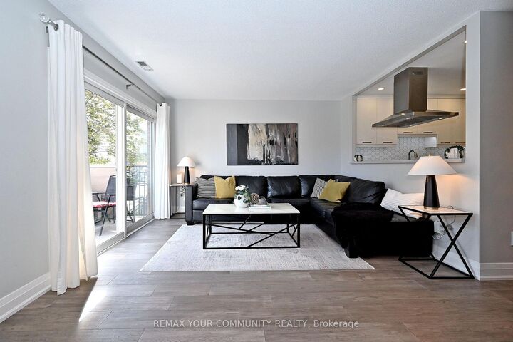 Property Photo:  1400 The Esplanade N/A N 805  ON L1V 6V2 