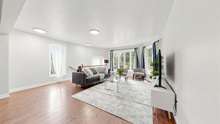 Property Photo:  20 Southwood Crescent  ON L0E 1R0 