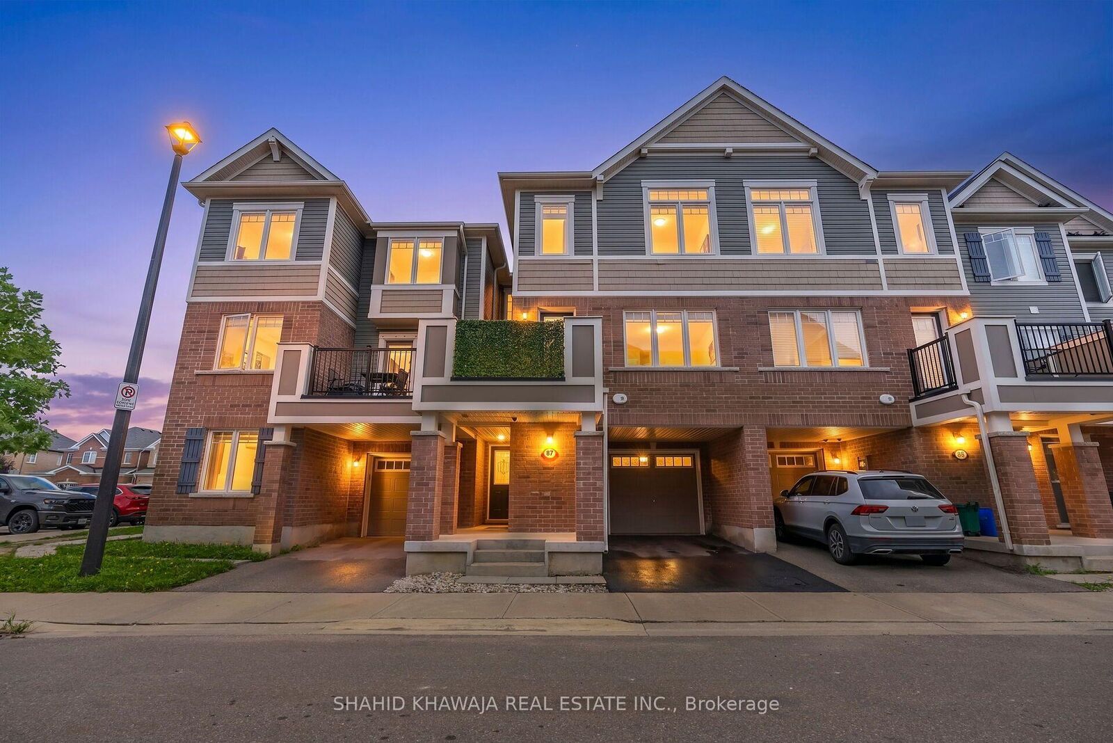 Property Photo:  1000 Asleton Boulevard 87  ON L9T 9L5 