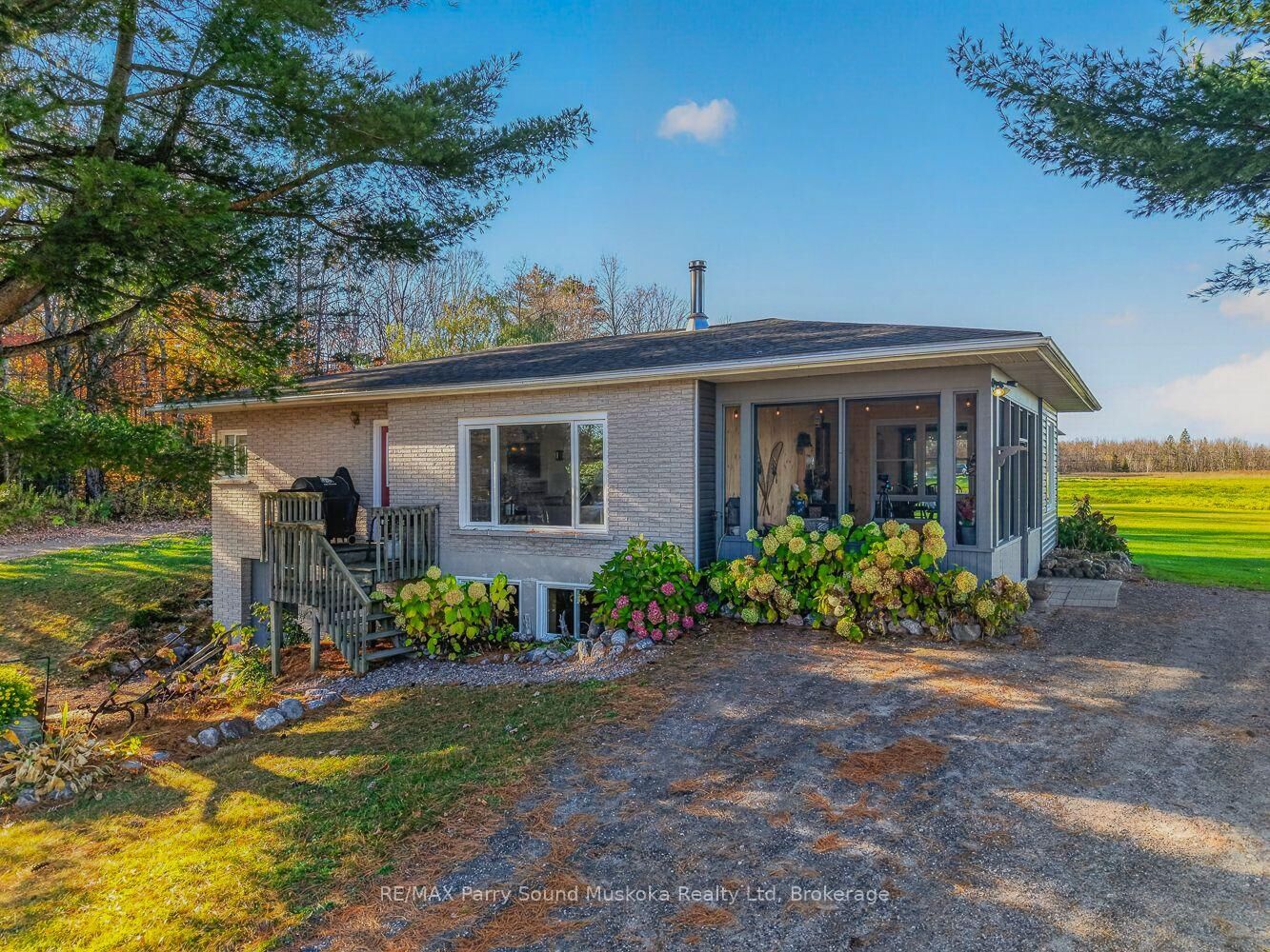 Property Photo:  62 Sunnyshore Estate Road  ON P2A 2W9 