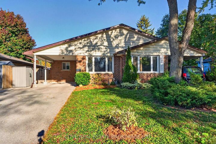 Property Photo:  38 Ranchwood Crescent  ON N6G 3A2 
