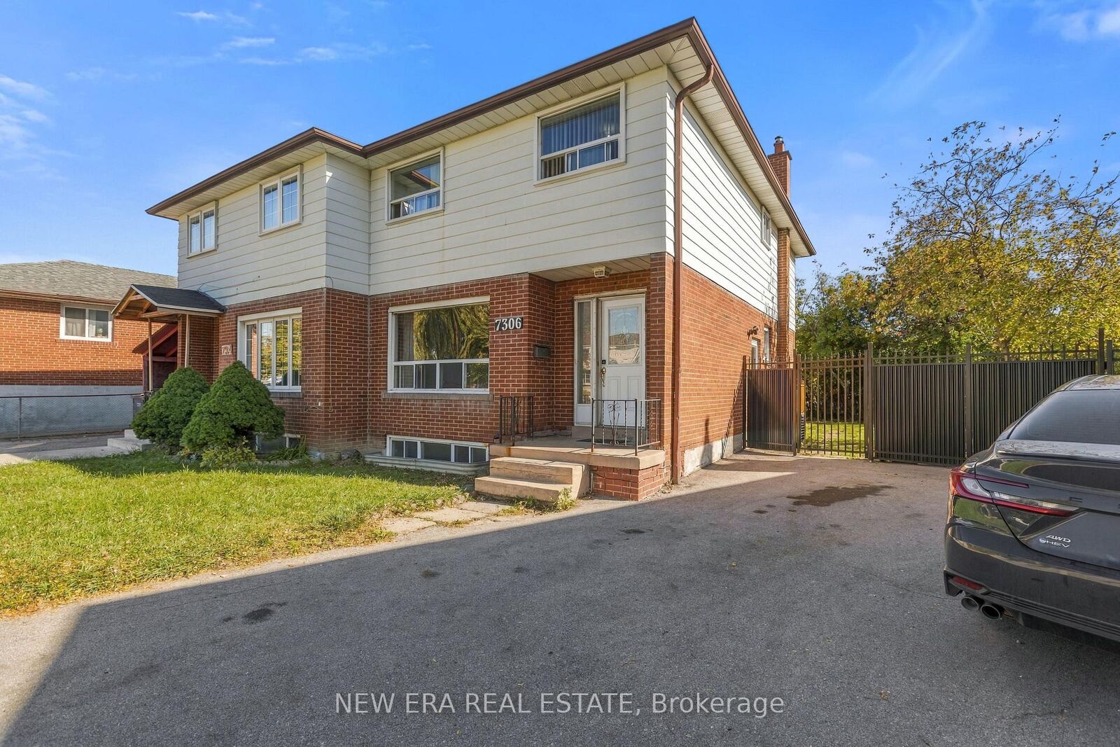 Property Photo: 7306 Sills Road ON L4T 2K1