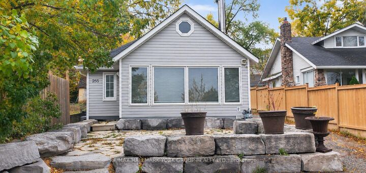 Property Photo:  255 Lake Drive N  ON L4P 3C8 