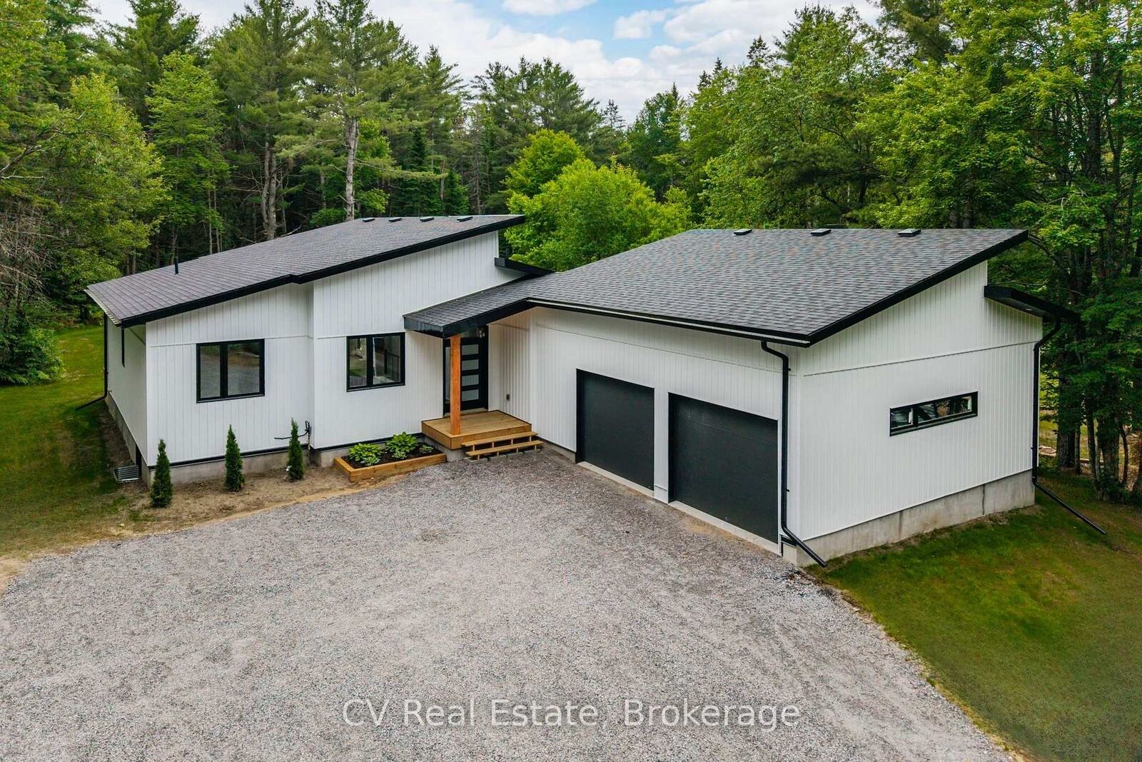 Property Photo:  546 Balsam Chutes Road  ON P0B 1L0 