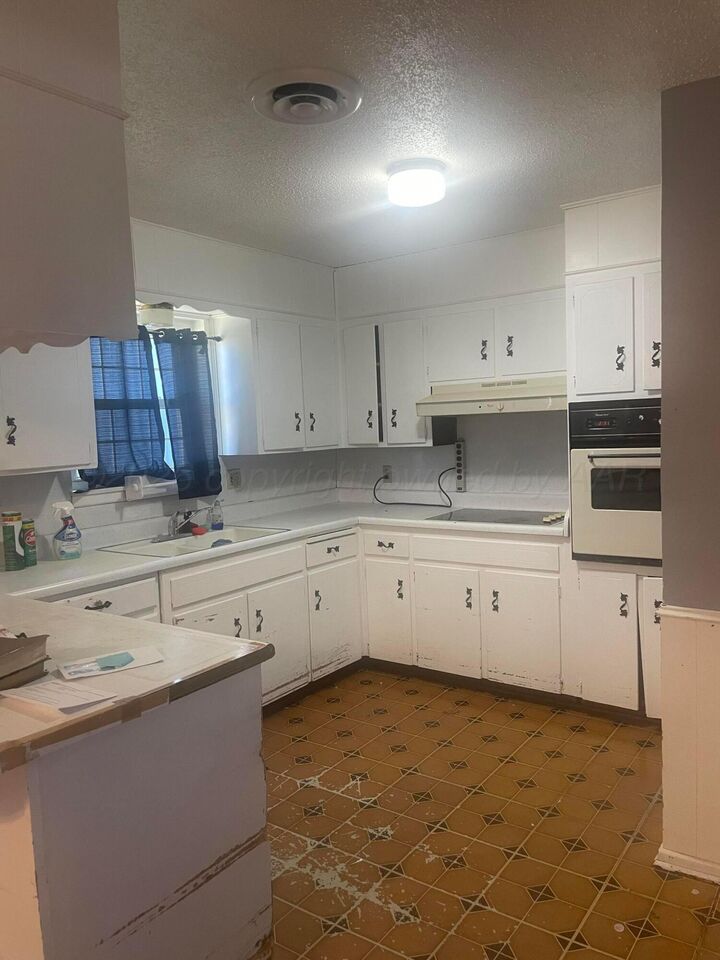 Property Photo:  1010 N Alabama Street  TX 79106-7121 