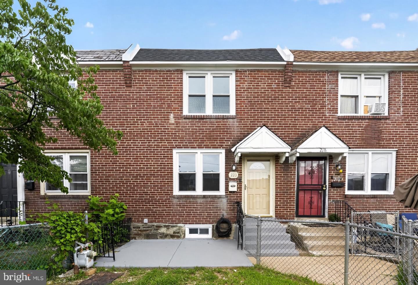 Property Photo: 220 Weymouth Road PA 19023