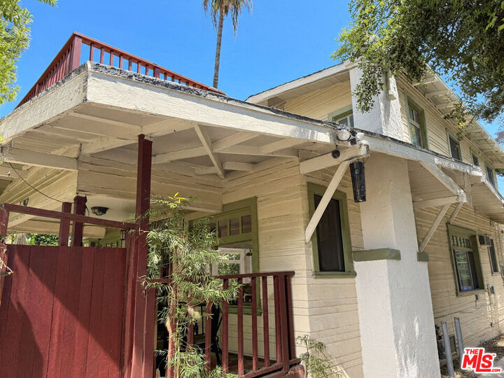 Property Photo:  5742 La Mirada Ave  CA 90038 