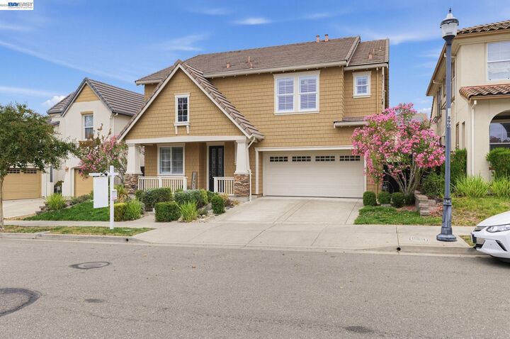 Property Photo: 2358 Baker Way CA 94582