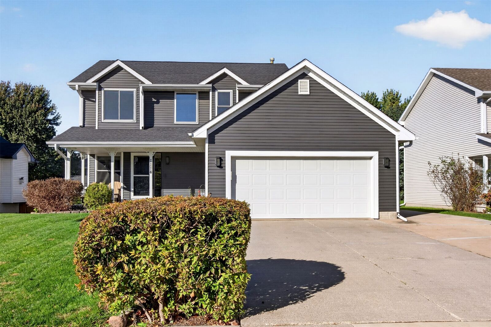 Property Photo:  1114 9th Avenue SE  IA 50009 