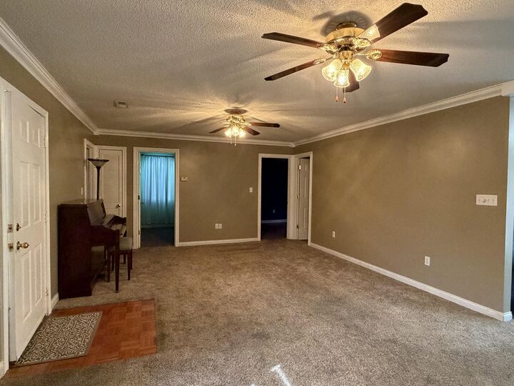 Property Photo: 102 Dogwood Trail KY 42501