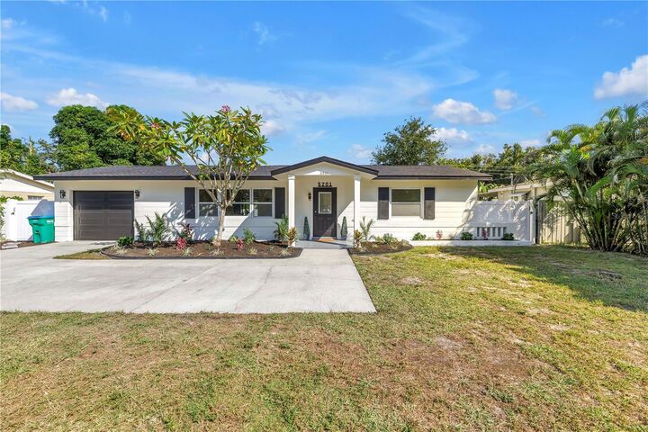 Property Photo:  5201 62nd Street N  FL 33709 