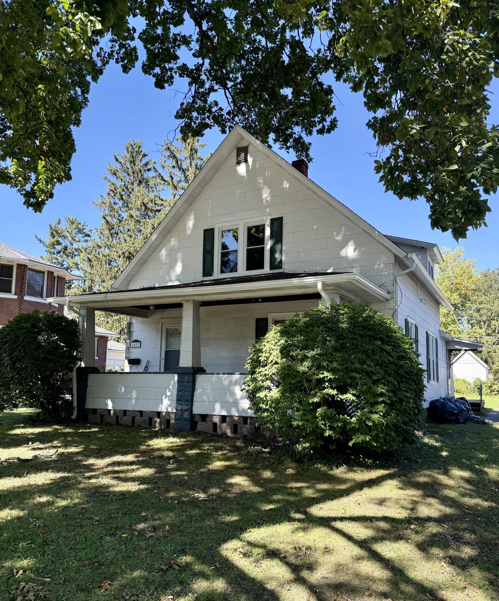 Property Photo: 1417 Oak Street MI 49120