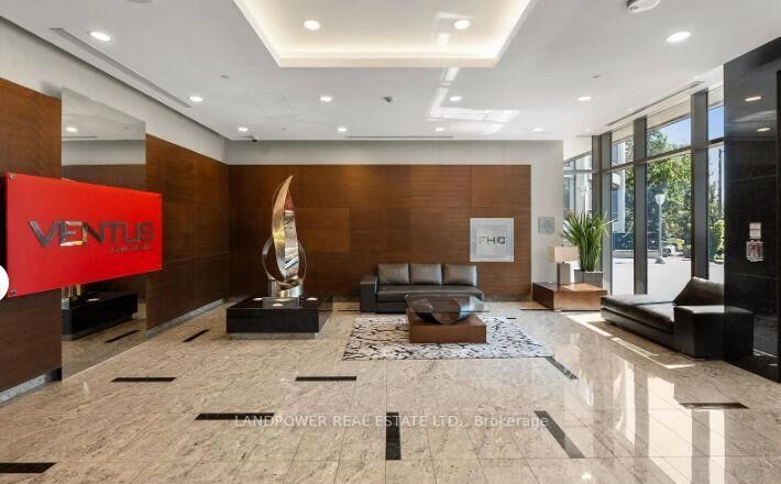 Property Photo:  181 Village Green Square 1516  ON M1S 0K6 