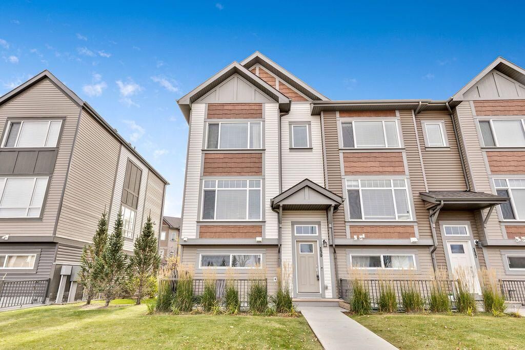 Property Photo:  139 Copperstone Park SE  AB T2Z 5E3 