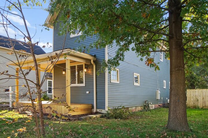 Property Photo:  39 N 21st Street  OH 43055 