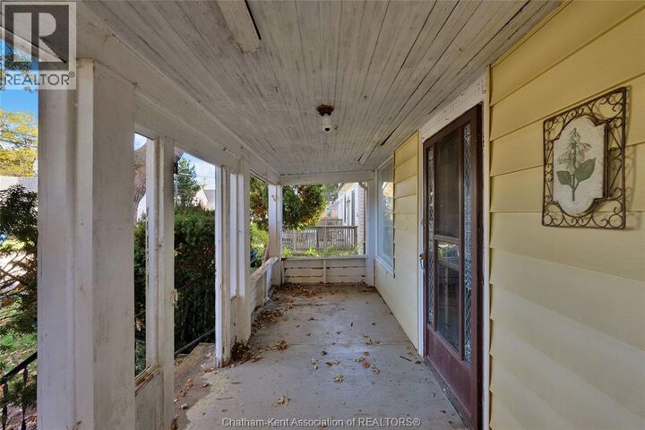 Property Photo:  54 Patteson Avenue  ON N7M 1T5 
