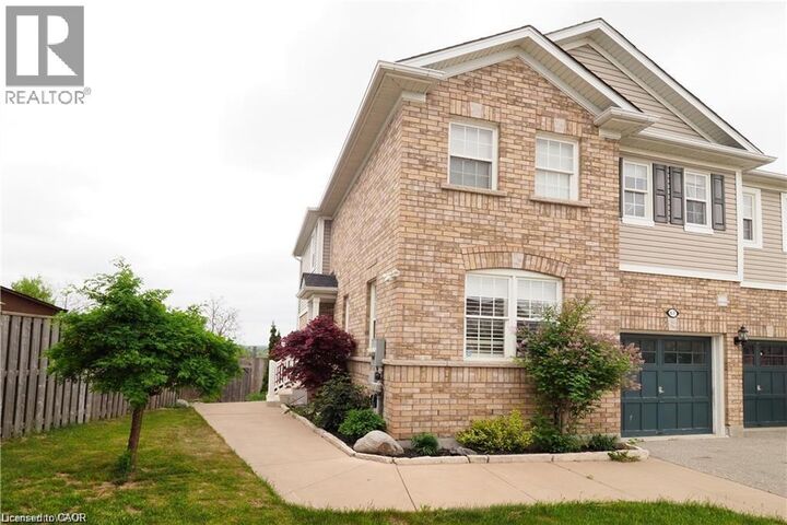 Property Photo:  67 Bloomington Drive  ON N1P 1J5 