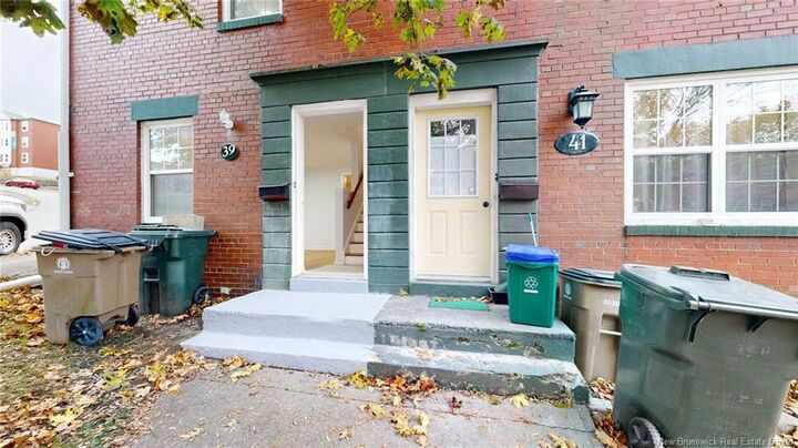 Property Photo:  39 McKenna Crescent  NB E2K 4C9 