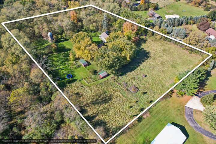 Property Photo:  S34w34601 County Road C -  WI 53118 