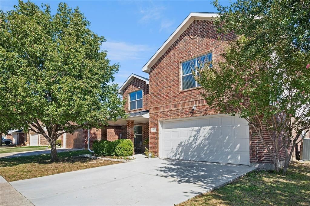Property Photo:  8828 Chaps Avenue  TX 76244 