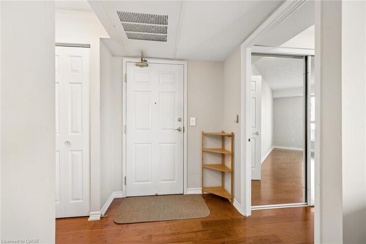 Property Photo:  20 St George Street 507  ON N2G 2S7 