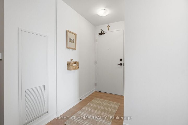 Property Photo: 10 Abeja Street 1321 ON L4K 0R4