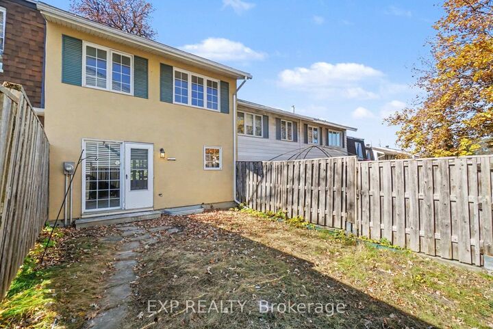 Property Photo:  2300 Ogilvie Road 20  ON K1J 7X8 