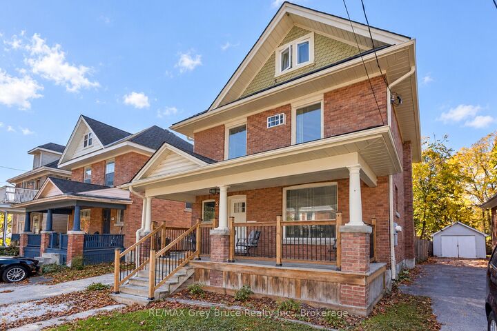 Property Photo: 516 4th Avenue E ON N4K 2N2