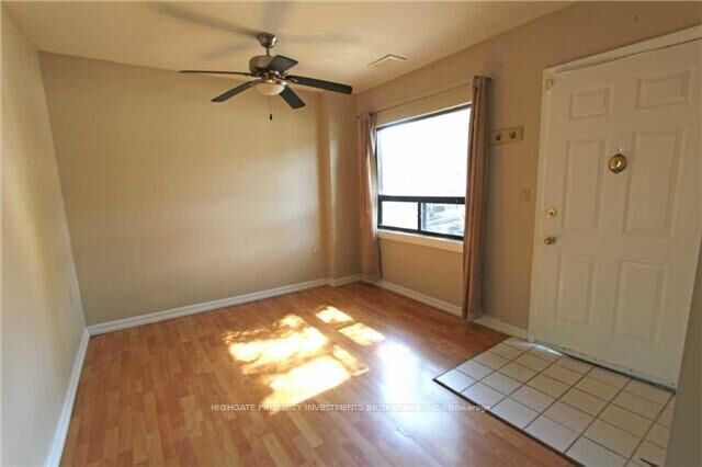 Property Photo: 1101 Enola Avenue ON L5G 5A9