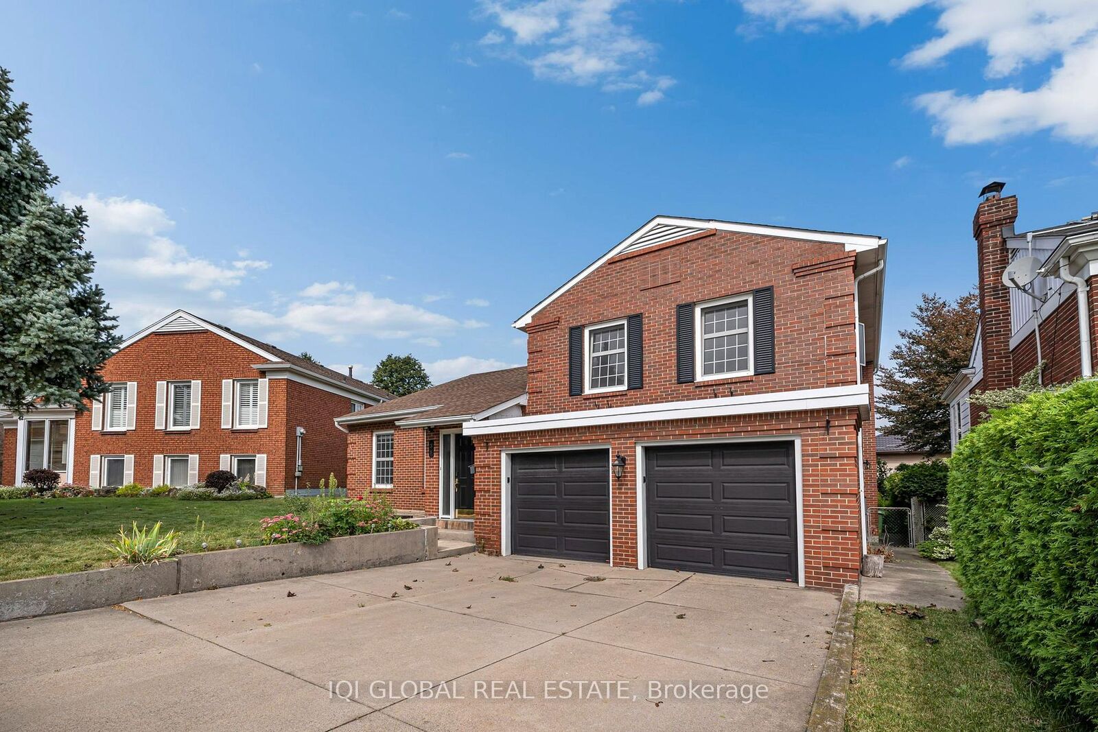 Property Photo: 38 Leclaire Street ON L9C 5X3