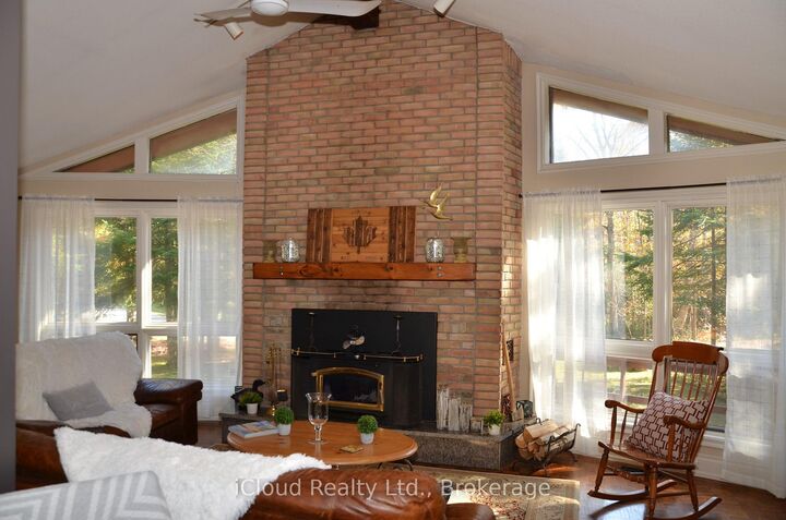 Property Photo: 24 Montcalm Crescent ON L9M 0G3