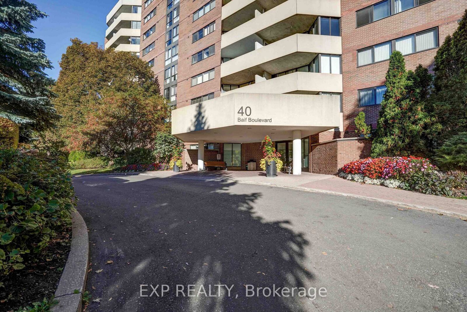 Property Photo:  40 Baif Boulevard 706  ON L4C 5M9 