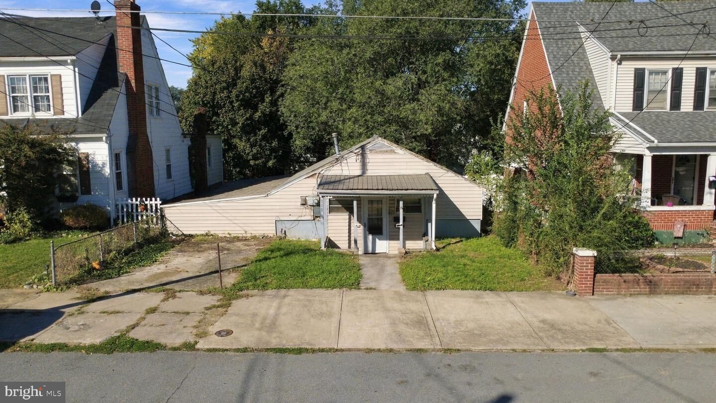 Property Photo:  809 Virginia Avenue  WV 25401 