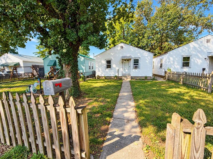 Property Photo:  407 Hudson Avenue  OH 45011 