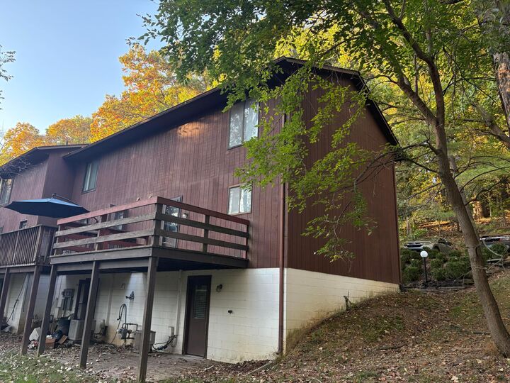 Property Photo:  1442 Londondale Parkway  OH 43055 
