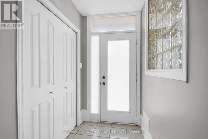Property Photo: 42 Colchester Square ON K2K 2X4