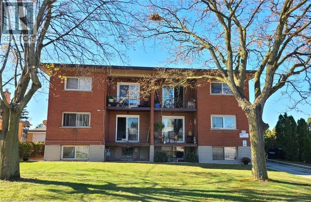 Property Photo: 127 Ann Street ON N2B 1Y2