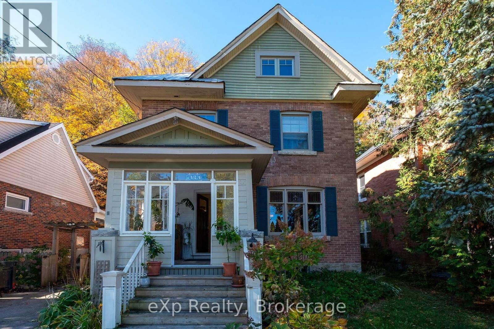 Property Photo:  1090 4th Avenue A West  ON N4K 5A1 
