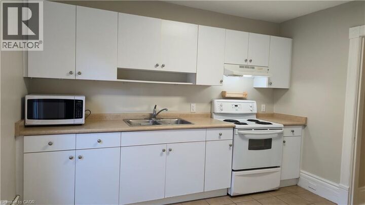 Property Photo:  13 Midland Street 3  ON L2R 2V7 