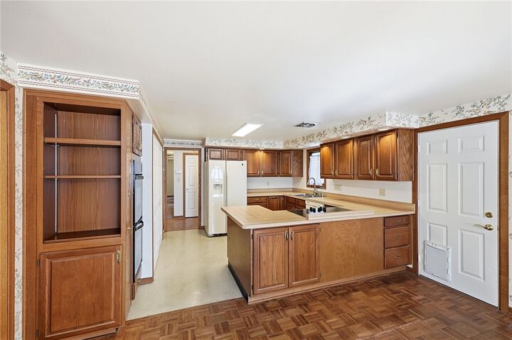 Property Photo: 6729 Rushleigh Road OH 45322