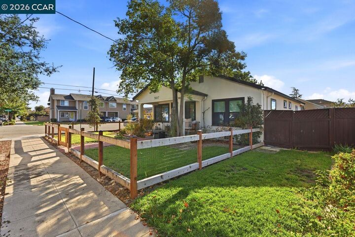 Property Photo:  507 N M St  CA 94551 